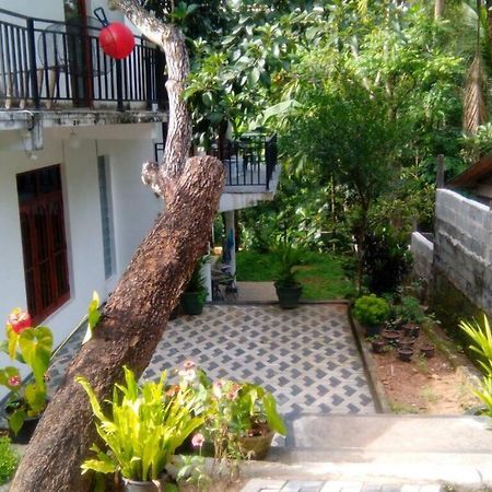 Miracle Villa Kandy Exterior foto