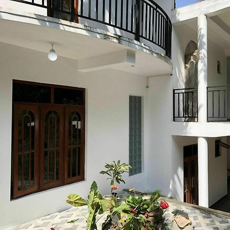 Miracle Villa Kandy Exterior foto
